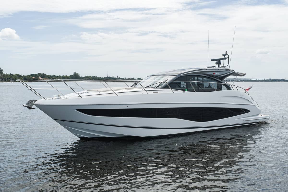 2024 Princess V50 "Crown" photo 38