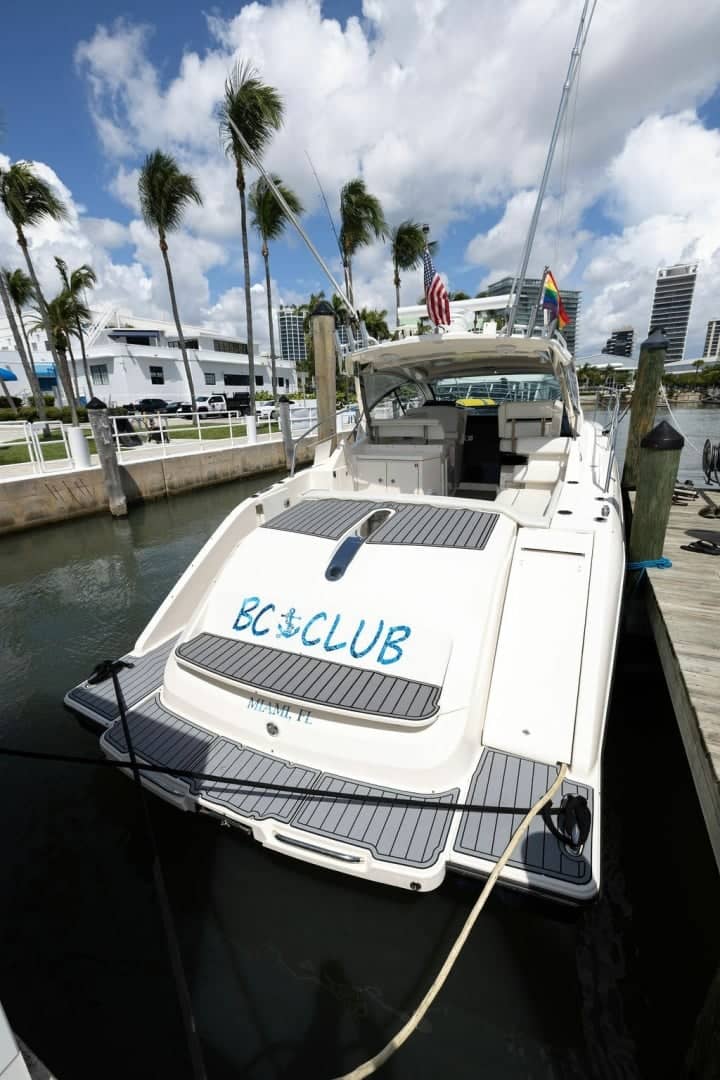2014 Pursuit 365i Sport Coupe "BC Club" photo 34