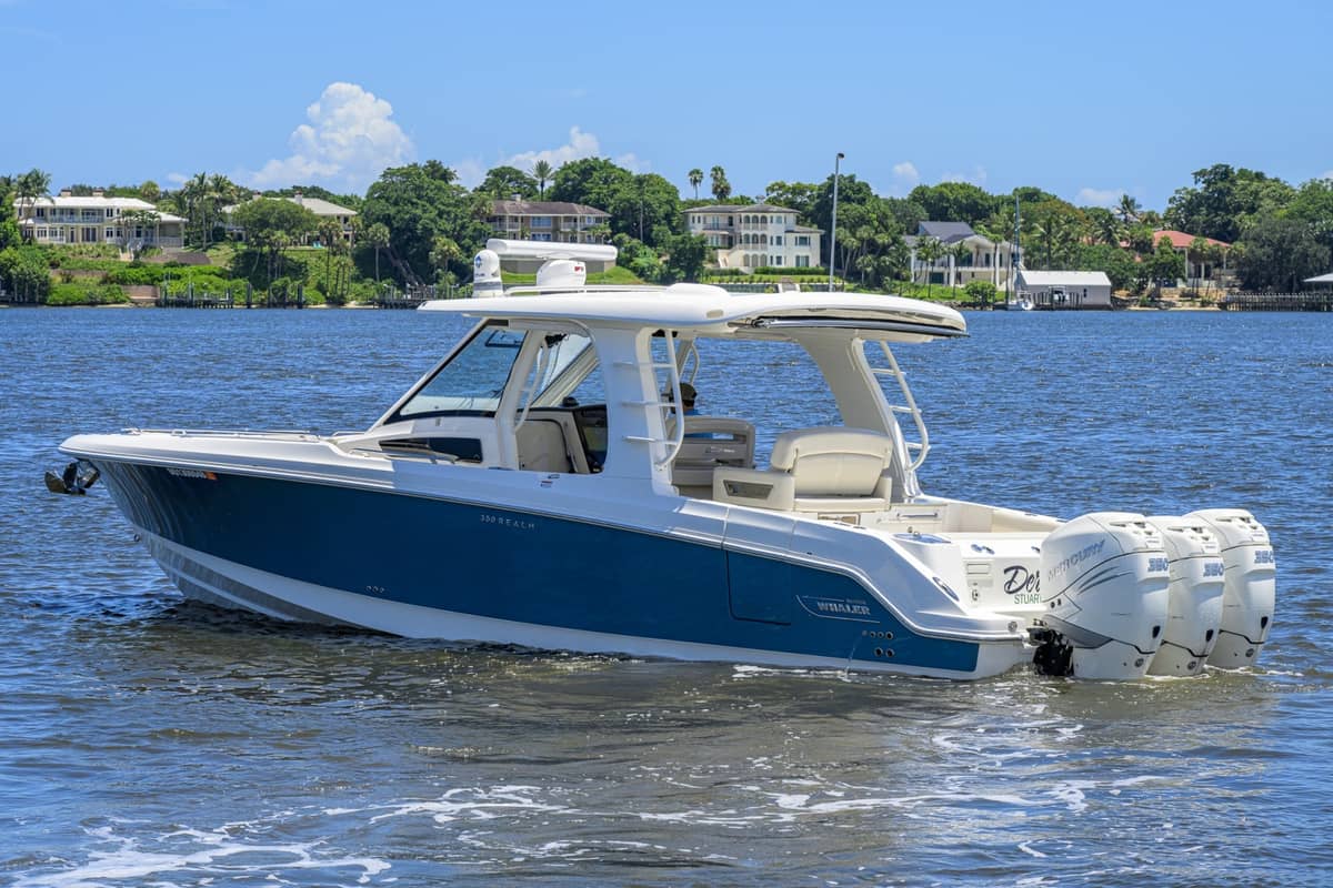 2020 Boston Whaler 350 Realm "DERRYN" photo 64