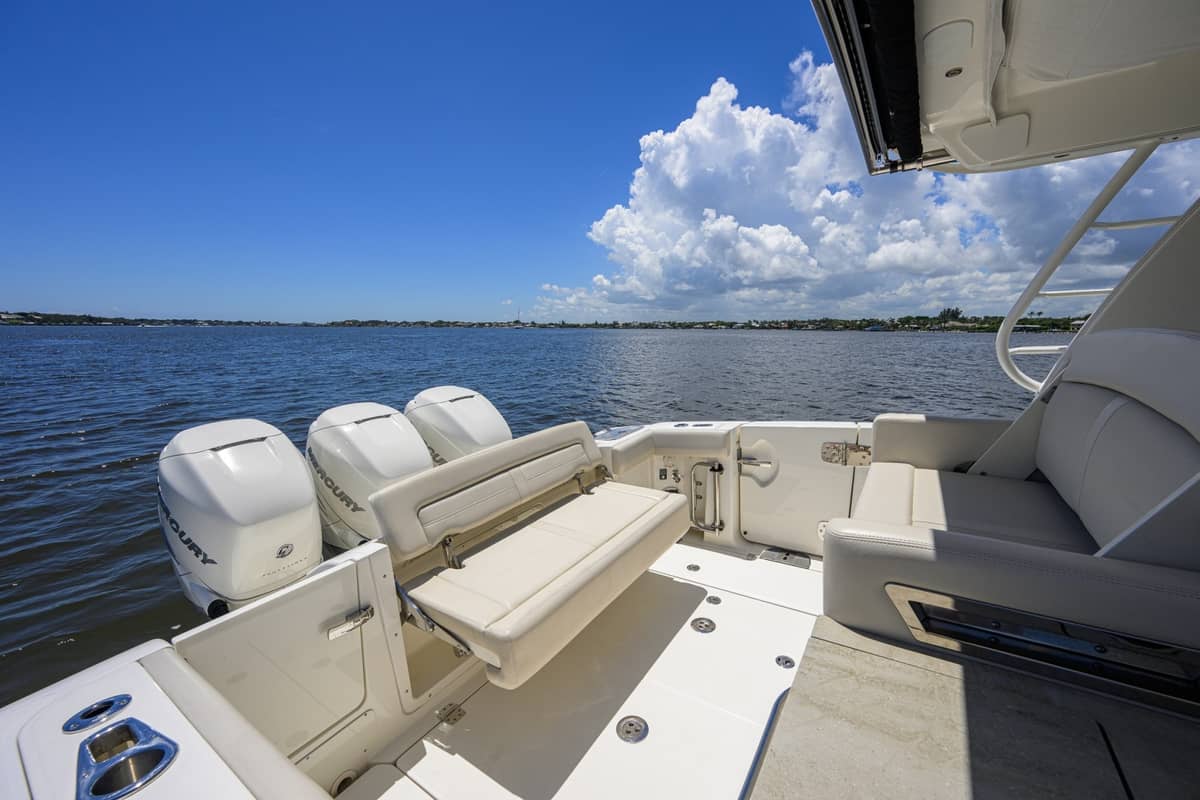 2020 Boston Whaler 350 Realm "DERRYN" photo 41