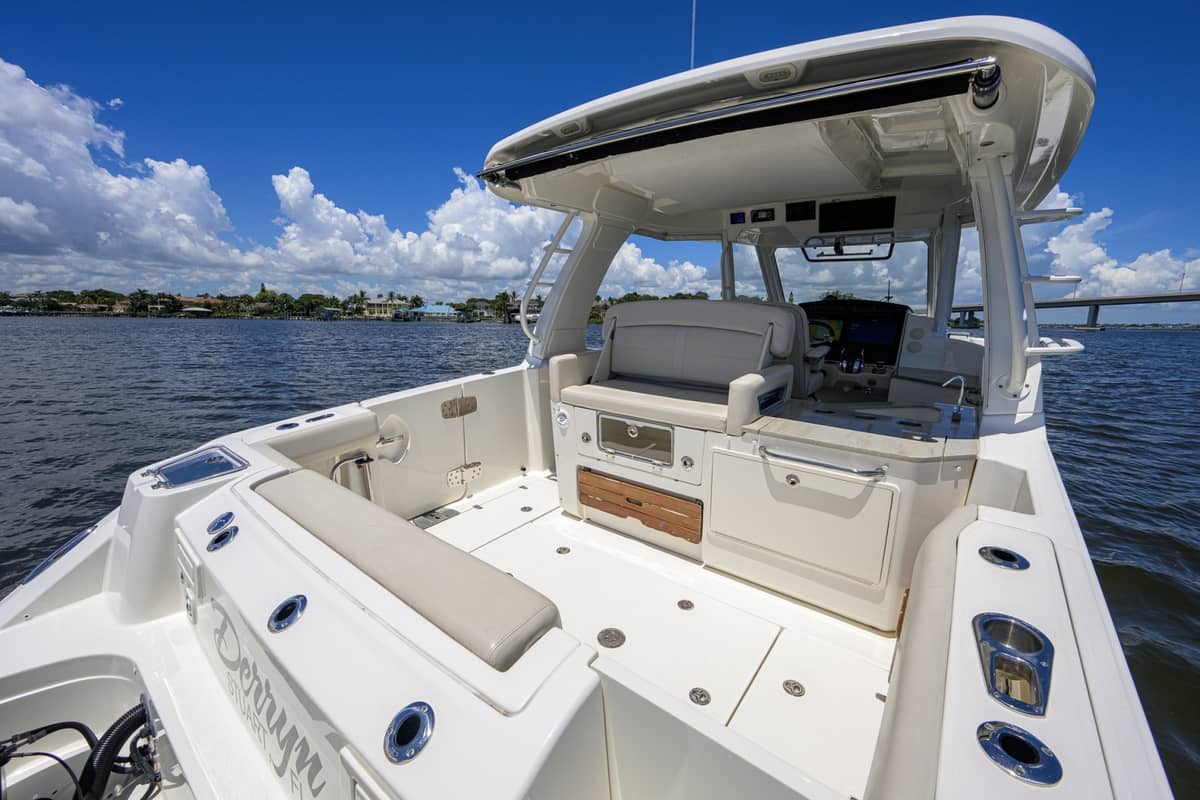 2020 Boston Whaler 350 Realm "DERRYN" photo 35