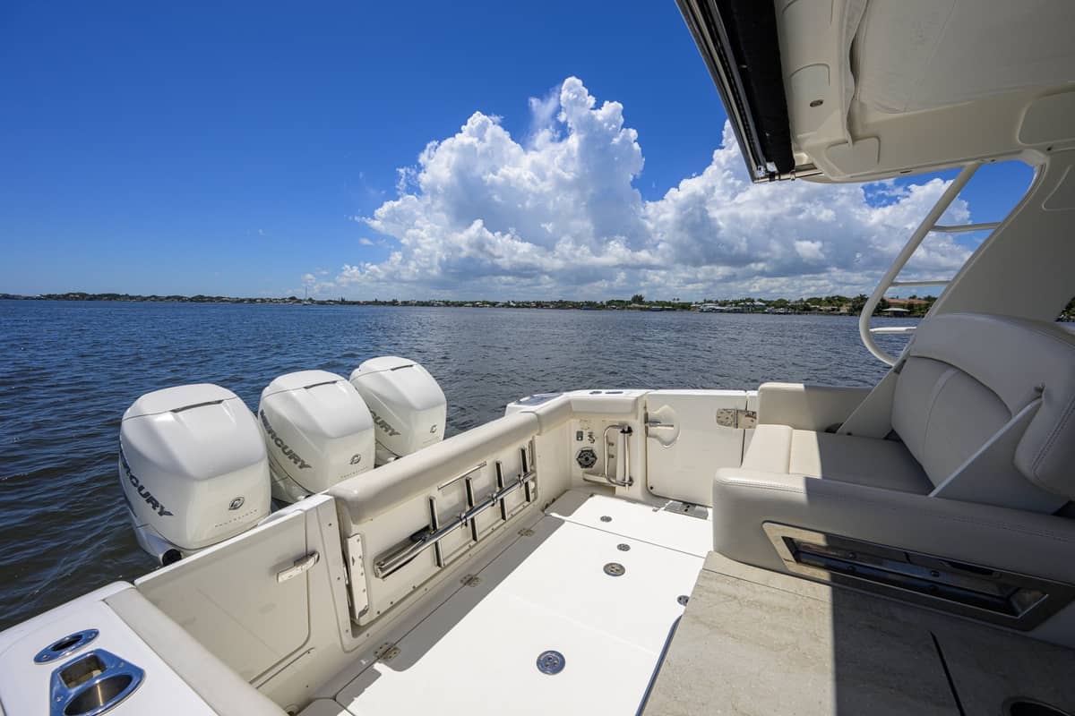 2020 Boston Whaler 350 Realm "DERRYN" photo 34