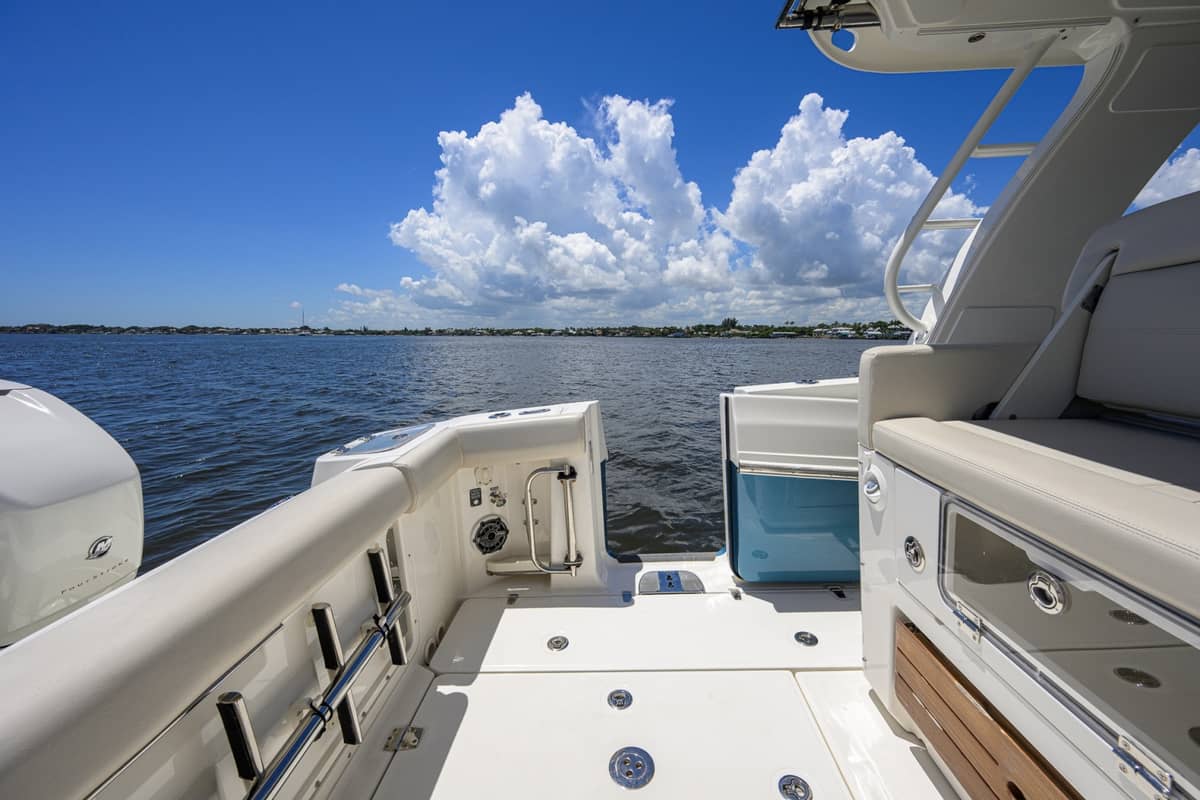 2020 Boston Whaler 350 Realm "DERRYN" photo 42