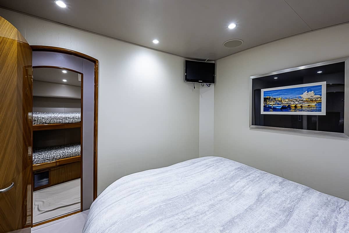 2011 Viking 76 Enclosed Bridge "TEUSEAS" photo 106
