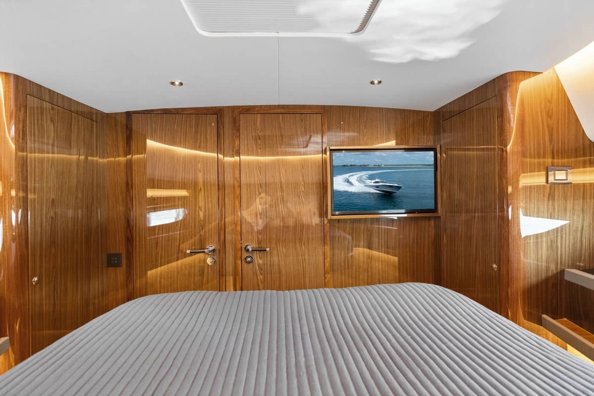 2026 ECLIPSE 505 Shadow "Stingray Gray" photo 30