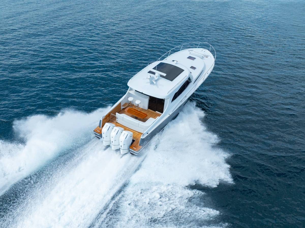 2026 ECLIPSE 505 Shadow "Stingray Gray" photo 60