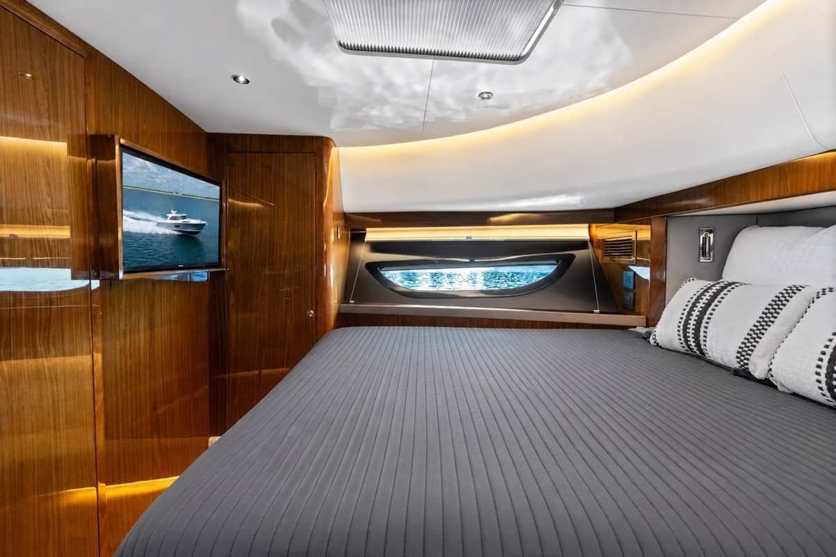 2026 ECLIPSE 505 Shadow "Stingray Gray" photo 29