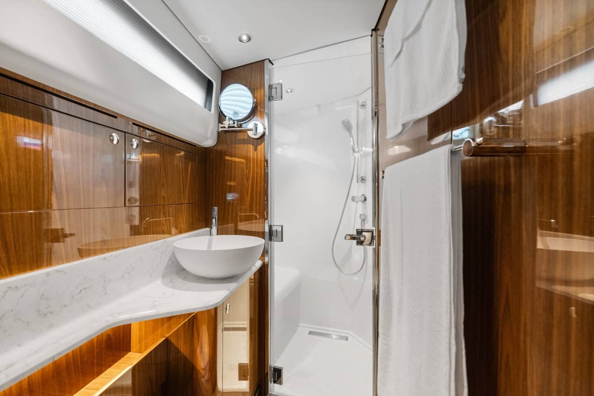 2026 ECLIPSE 505 Shadow "Stingray Gray" photo 38