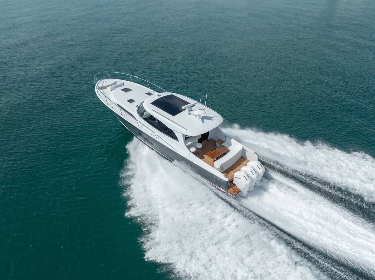 2026 ECLIPSE 505 Shadow "Stingray Gray" photo 70