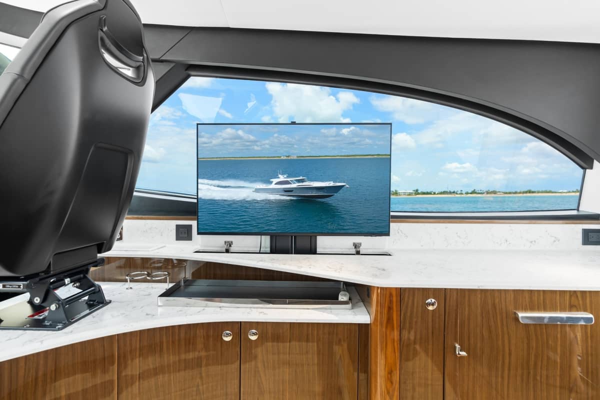 2026 ECLIPSE 505 Shadow "Stingray Gray" photo 26