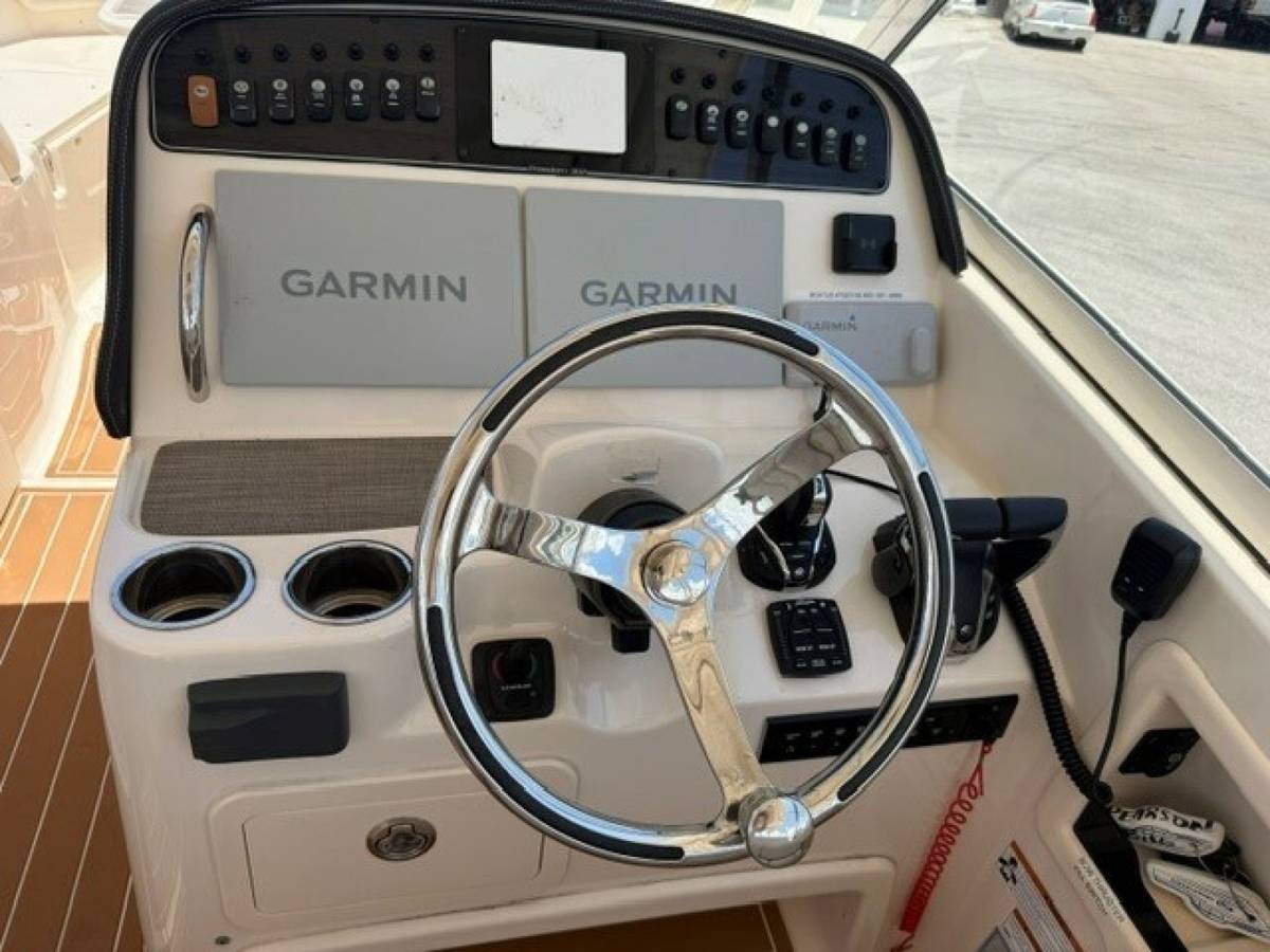 2023 Grady-White Freedom 307 "Sea Sweet II" photo 19