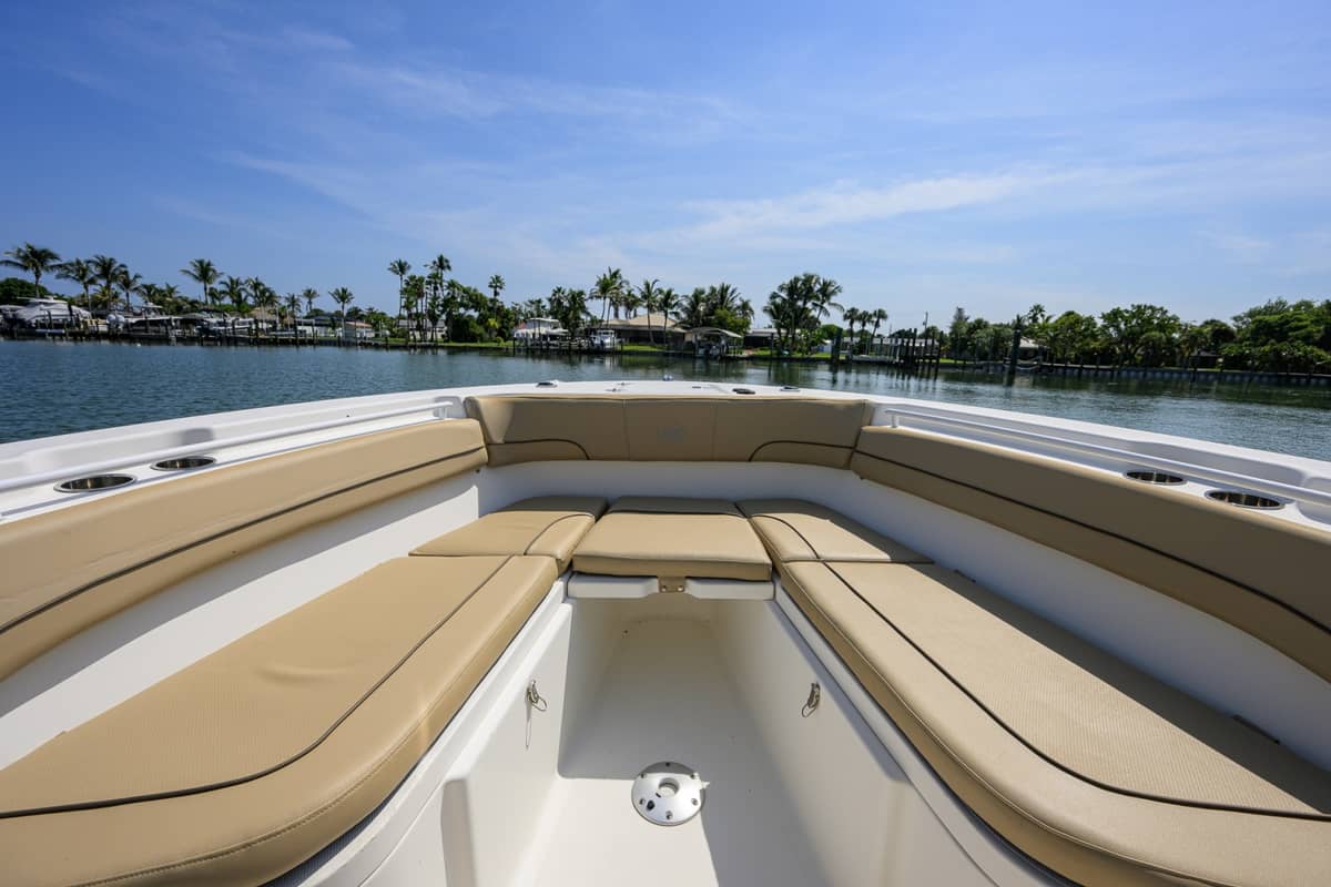 2019 NauticStar 28XS photo 4