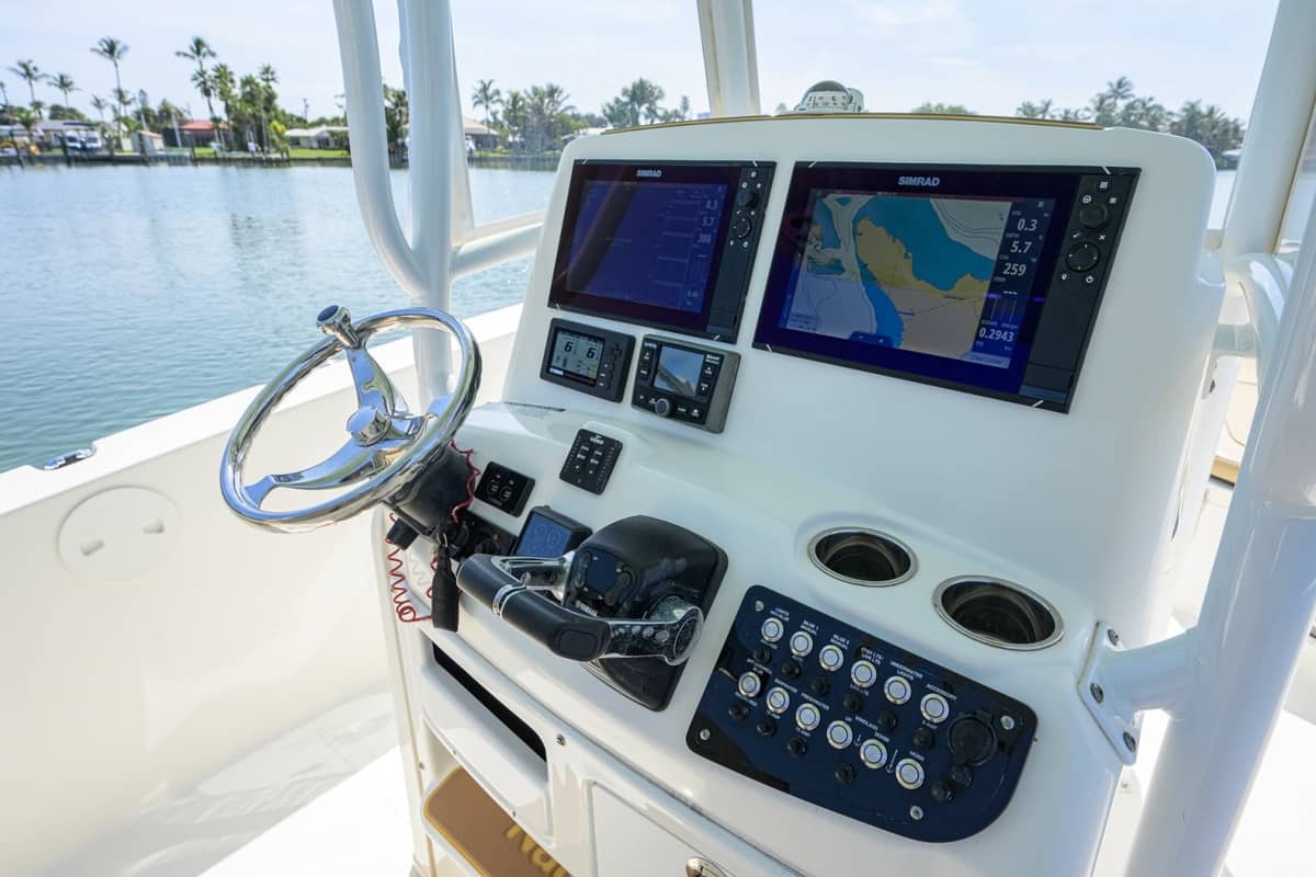 2019 NauticStar 28XS photo 14