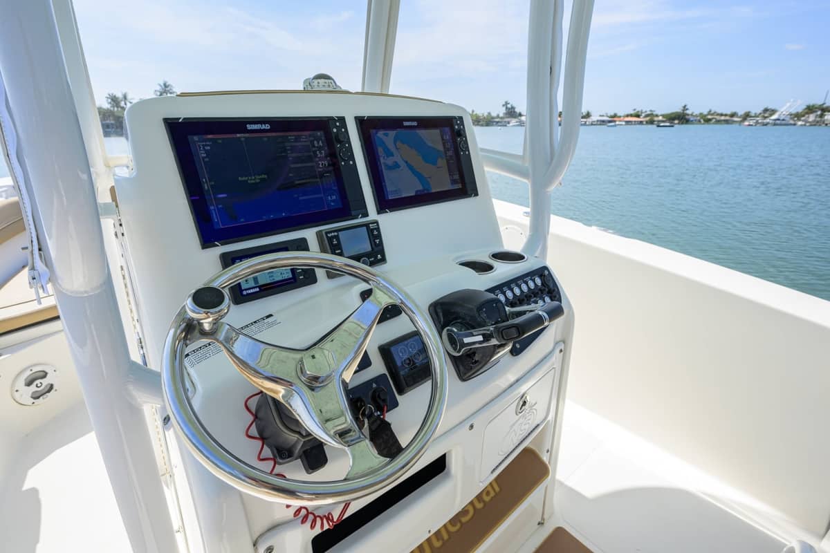 2019 NauticStar 28XS photo 12