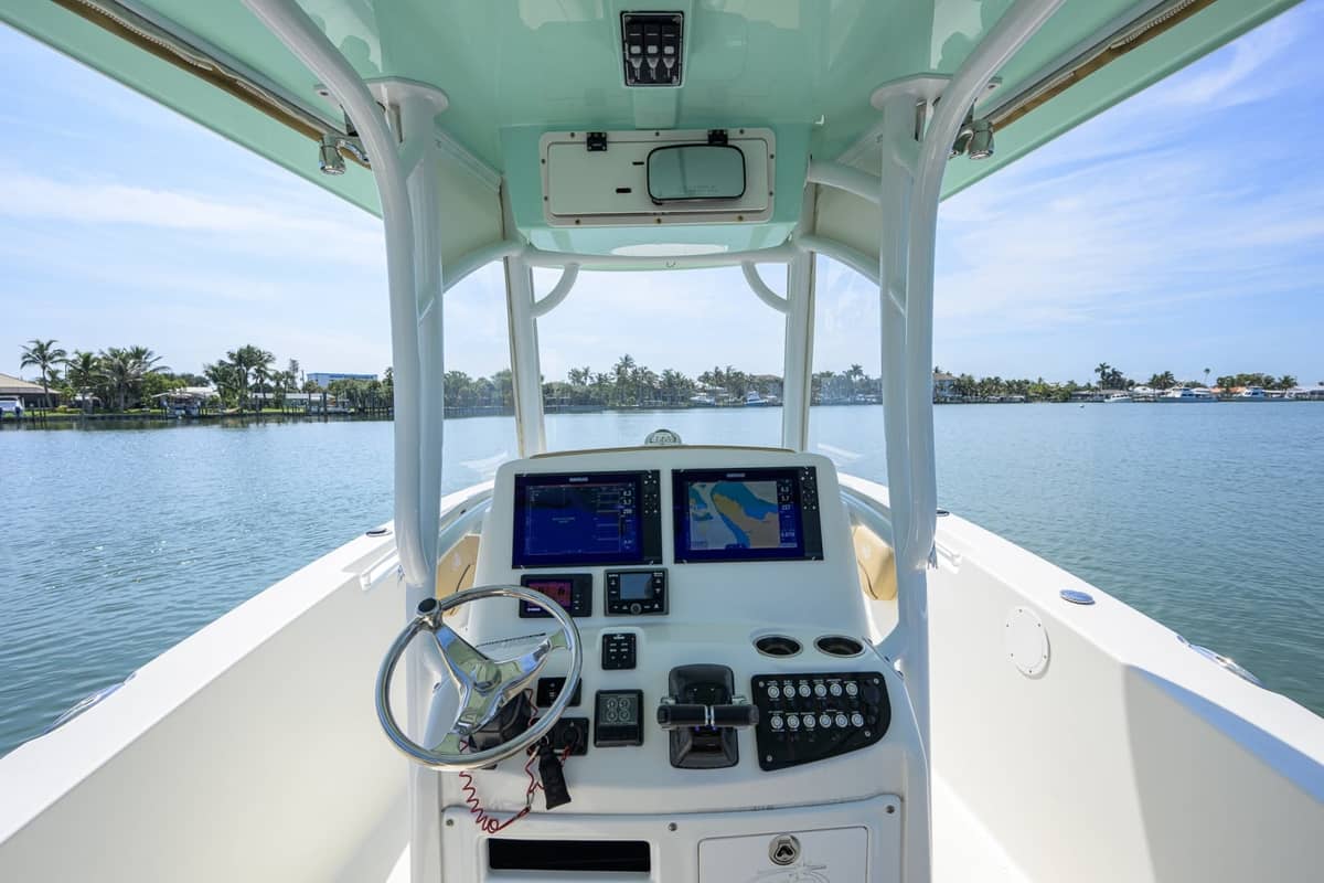 2019 NauticStar 28XS photo 13