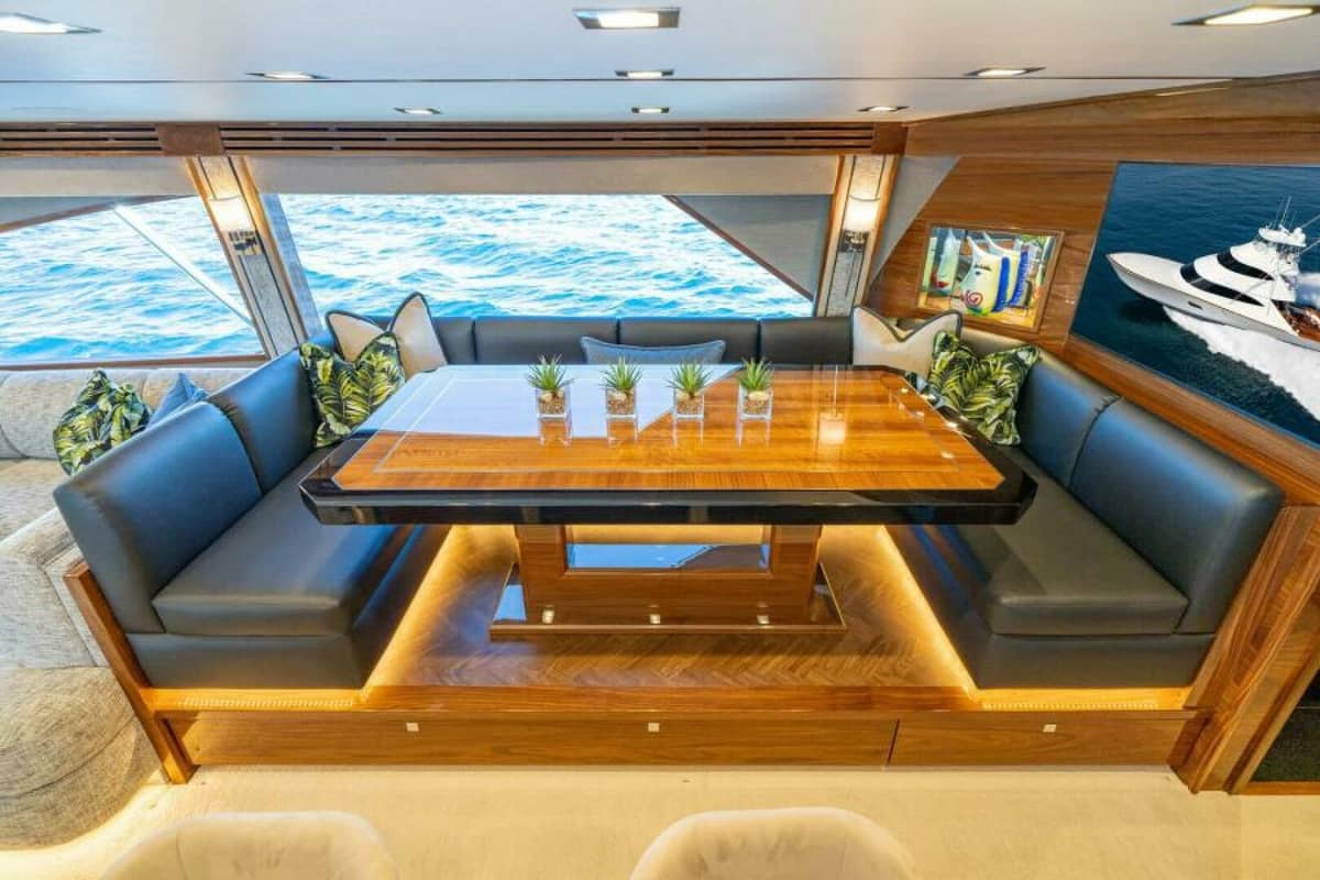 2027 Viking 90 Convertible "2027 Viking 90C" photo 14
