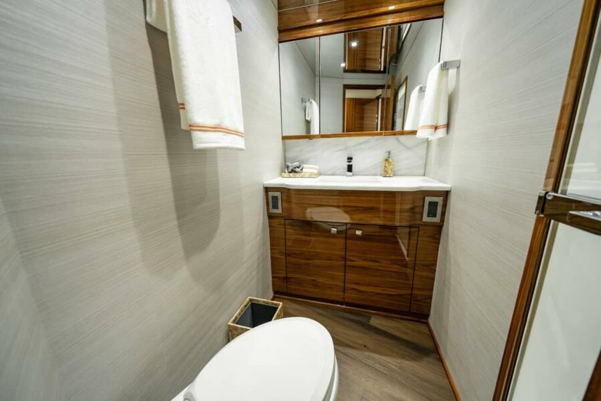 2027 Viking 82 Convertible "2027 Viking 82C" photo 29