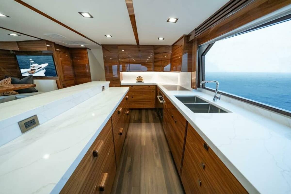 2027 Viking 82 Convertible "2027 Viking 82C" photo 20