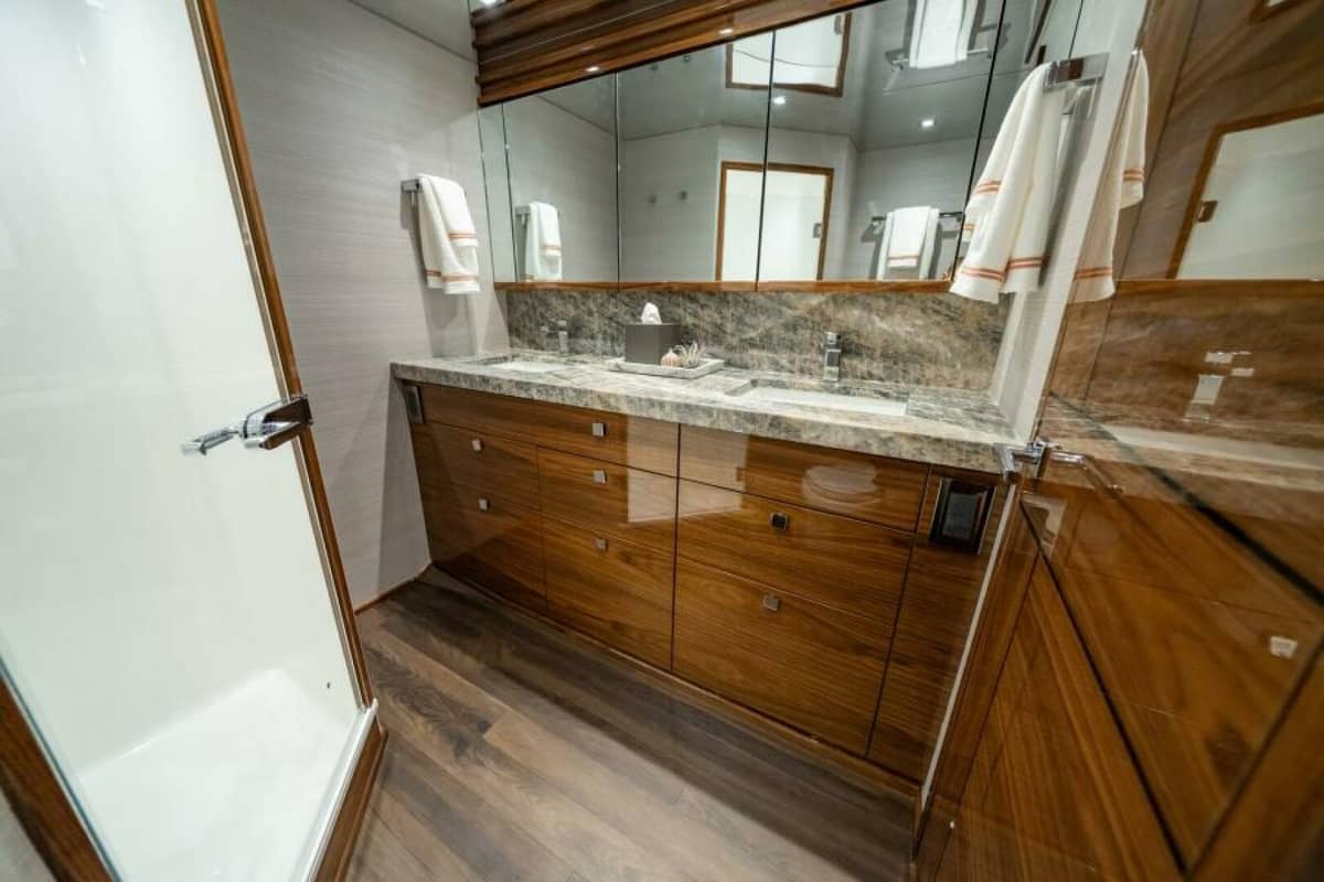 2027 Viking 82 Convertible "2027 Viking 82C" photo 14