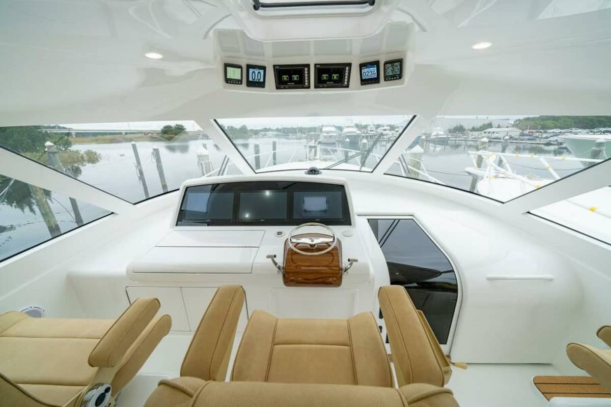 2027 Viking 54 Sport Coupe "2027 Viking 54SC" photo 6