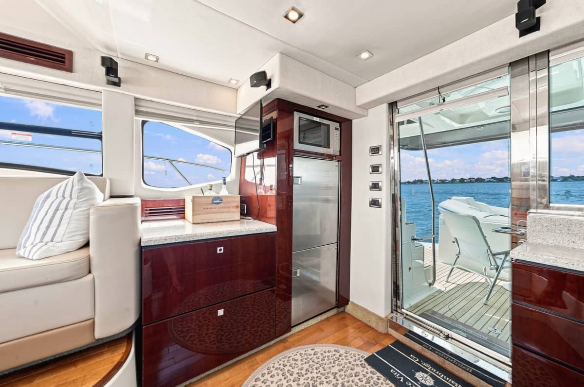 2008 Sea Ray 470 Sedan Bridge "LA DOLCE VITA" photo 12