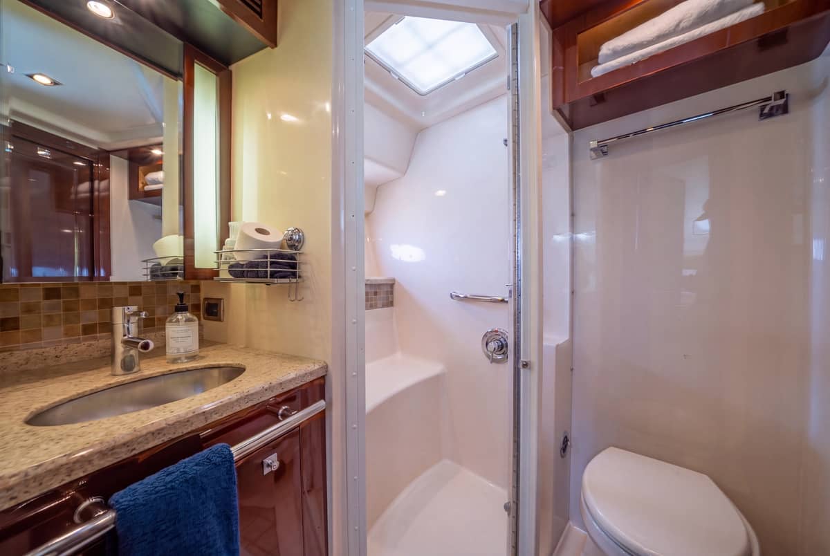 2008 Sea Ray 470 Sedan Bridge "LA DOLCE VITA" photo 28