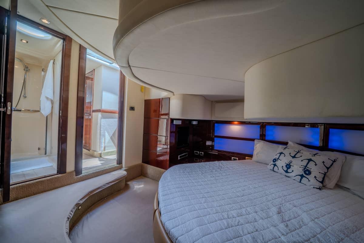 2008 Sea Ray 470 Sedan Bridge "LA DOLCE VITA" photo 21