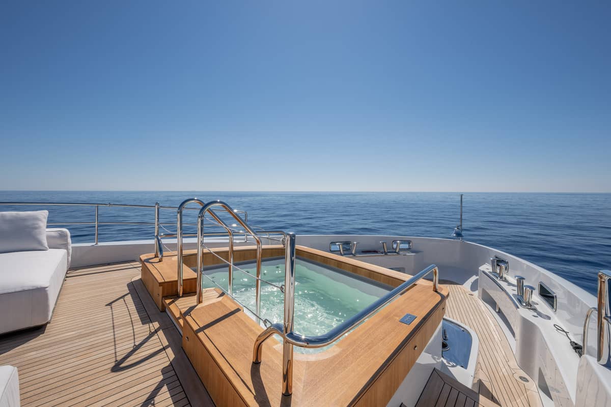 2026 Benetti Class 44M "Lumina" photo 32