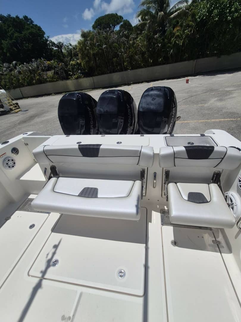 2019 Wellcraft 352 Fisherman "JOKER'S JEWEL" photo 14