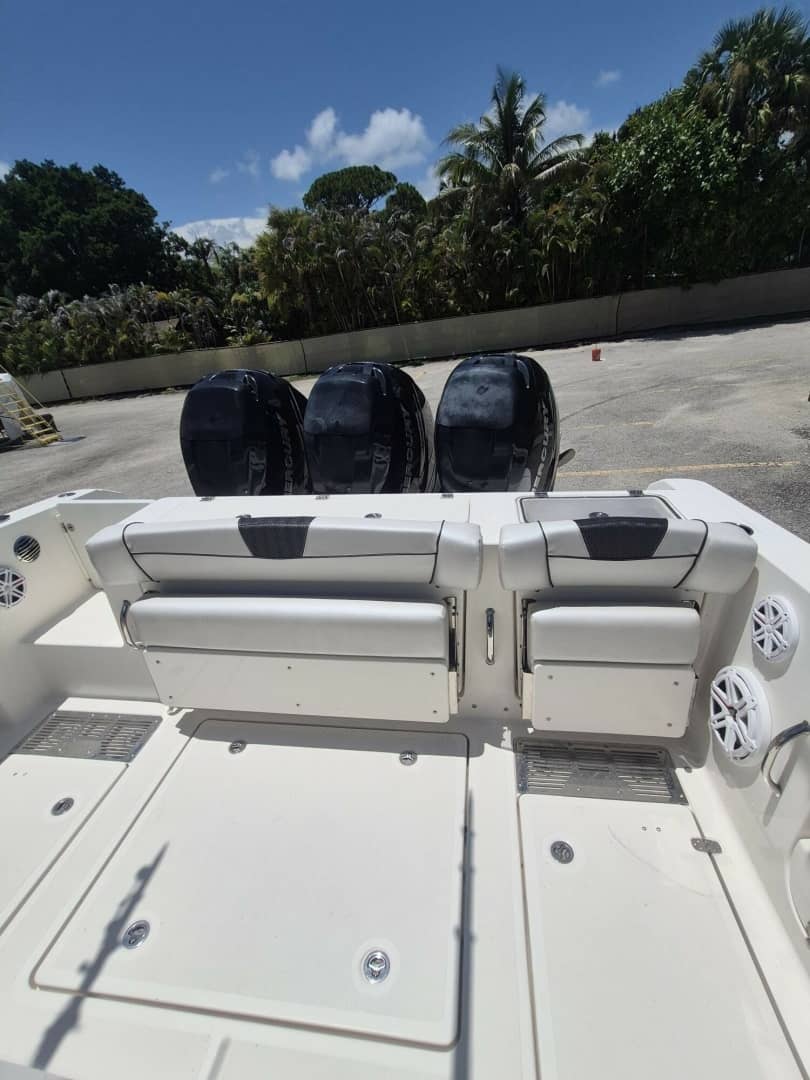 2019 Wellcraft 352 Fisherman "JOKER'S JEWEL" photo 13