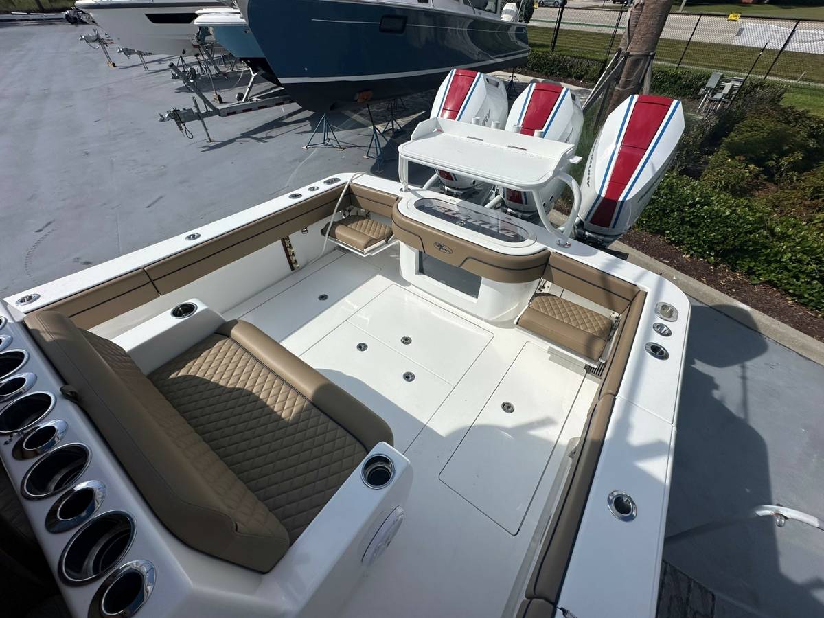 2026 Valhalla Boatworks V37 "Love & Luck" photo 8