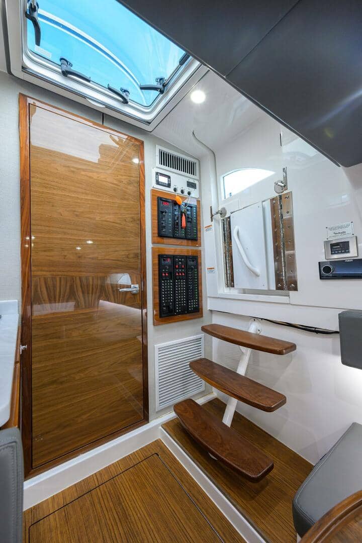 2023 Valhalla Boatworks V-46 "PATRIOT" photo 17