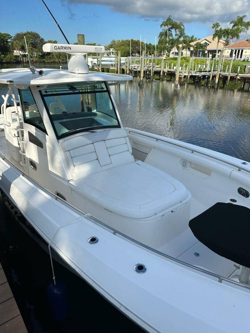 2012 Boston Whaler 370 Outrage "Outrageous" photo 2