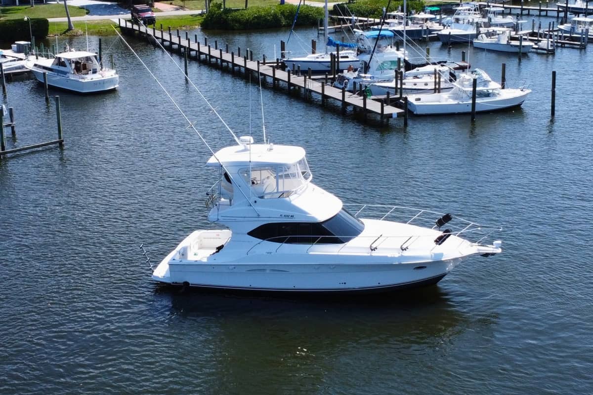 2005 Silverton Convertible photo 2
