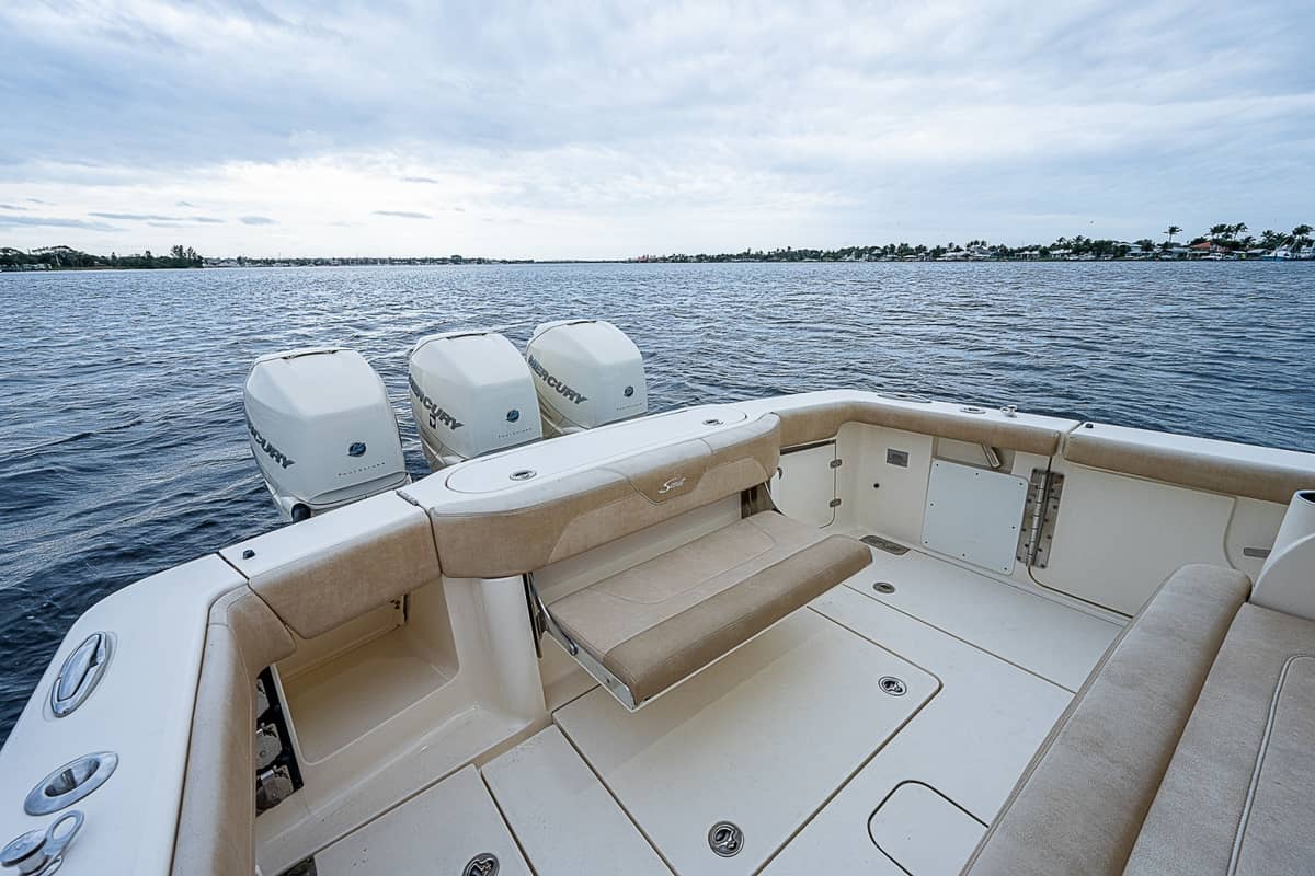 2018 Scout 355 LXF "WOLVERINE" photo 41