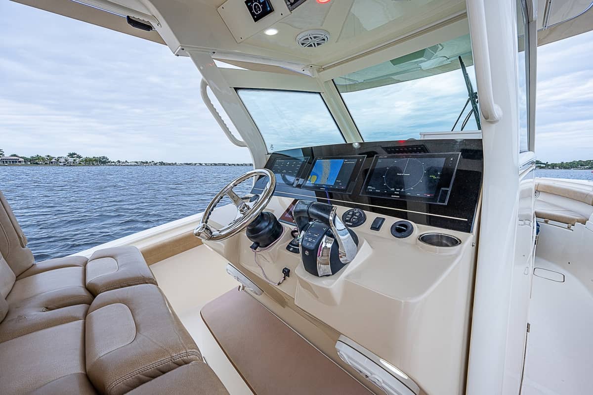 2018 Scout 355 LXF "WOLVERINE" photo 31