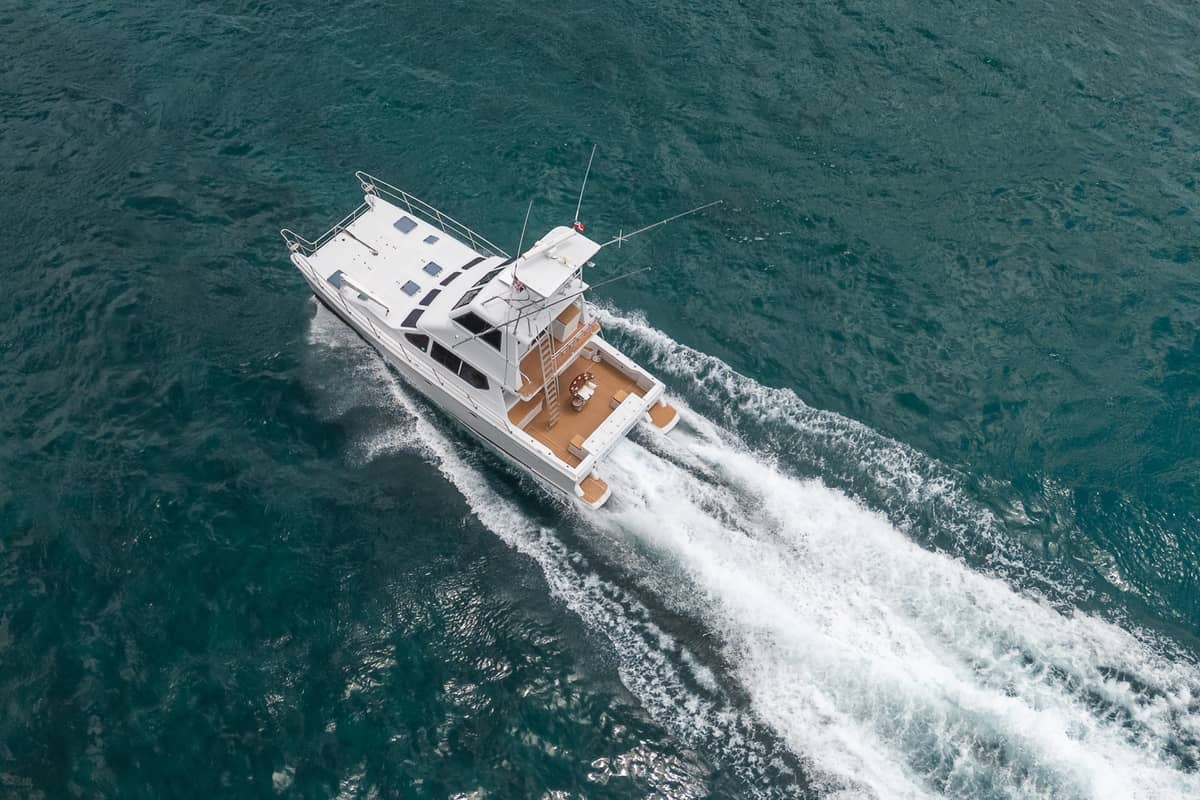 2000 Venturer 44 Catamaran/Sportfish "Fifth Day" photo 8