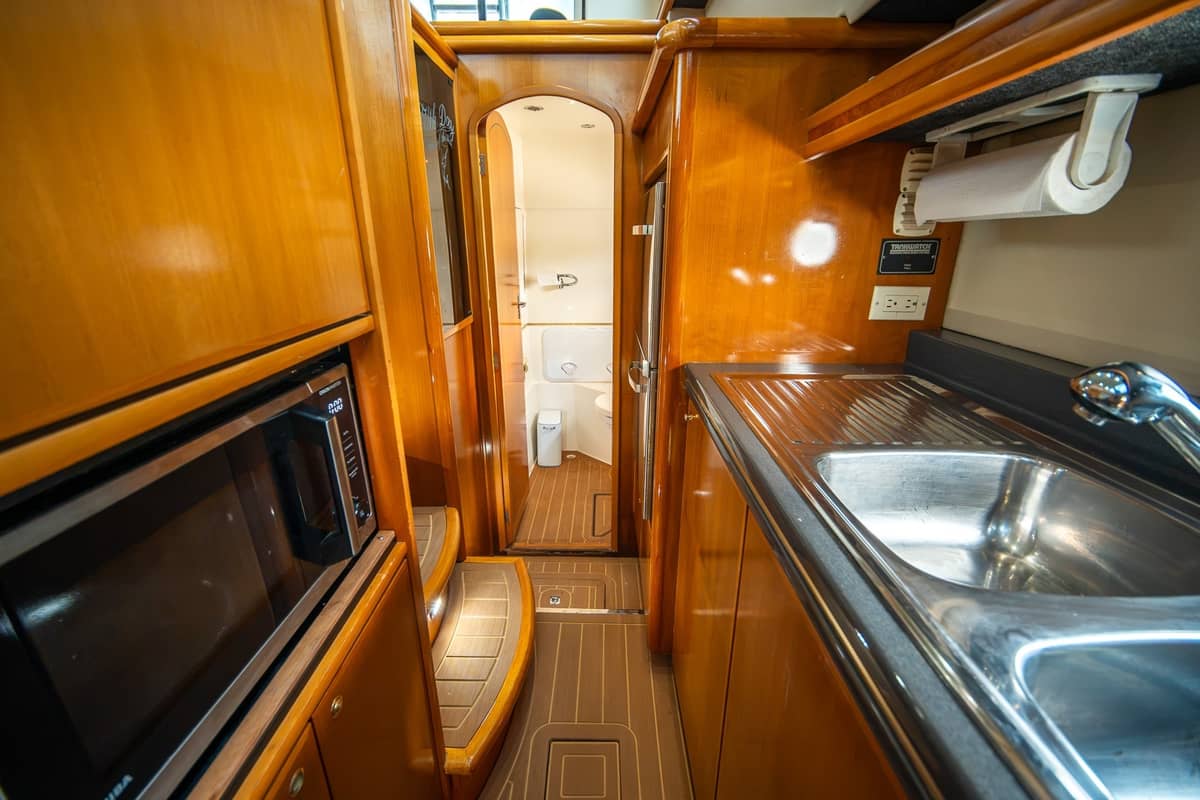 2000 Venturer 44 Catamaran/Sportfish "Fifth Day" photo 31