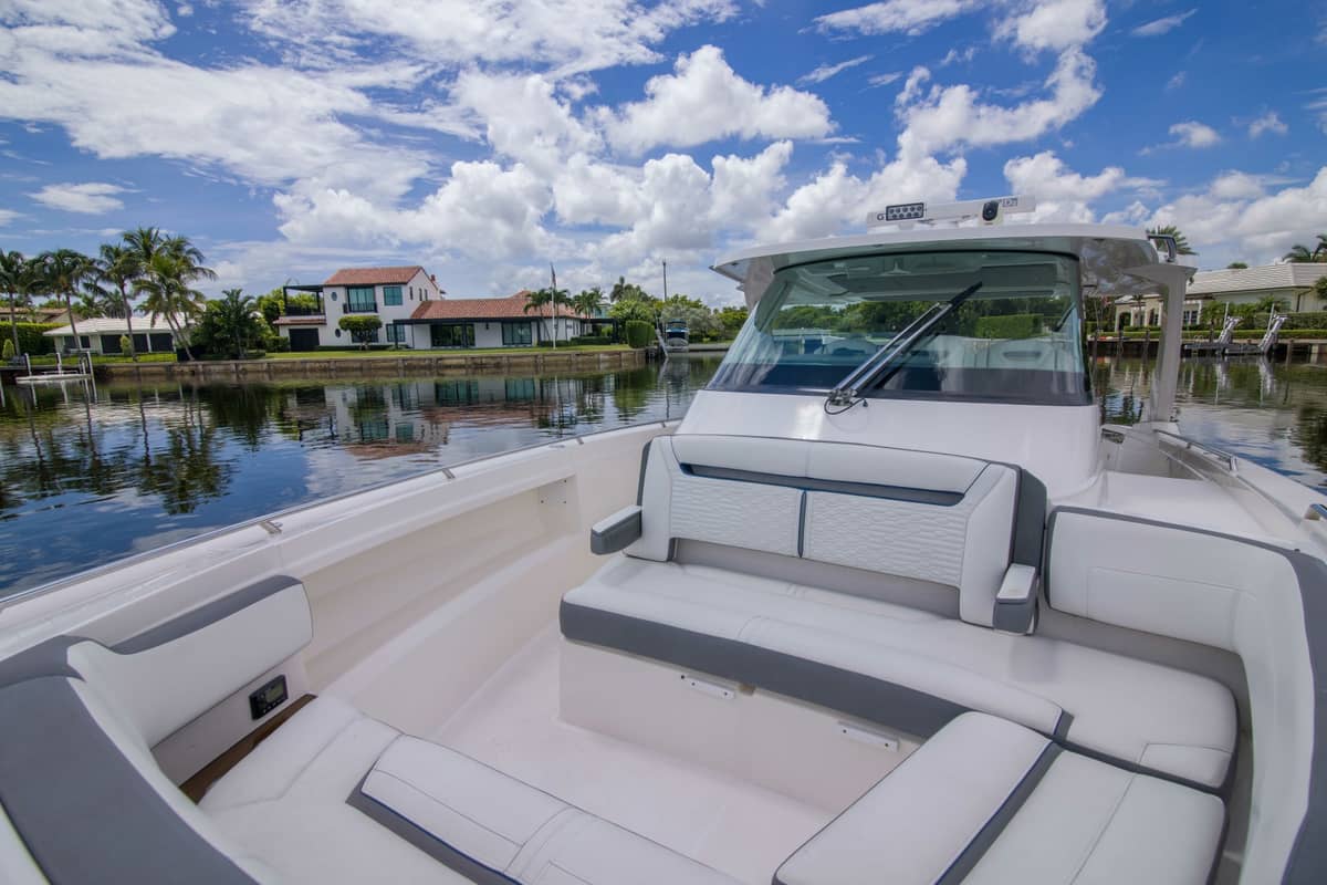 2019 Tiara Yachts 38LS "One One" photo 26