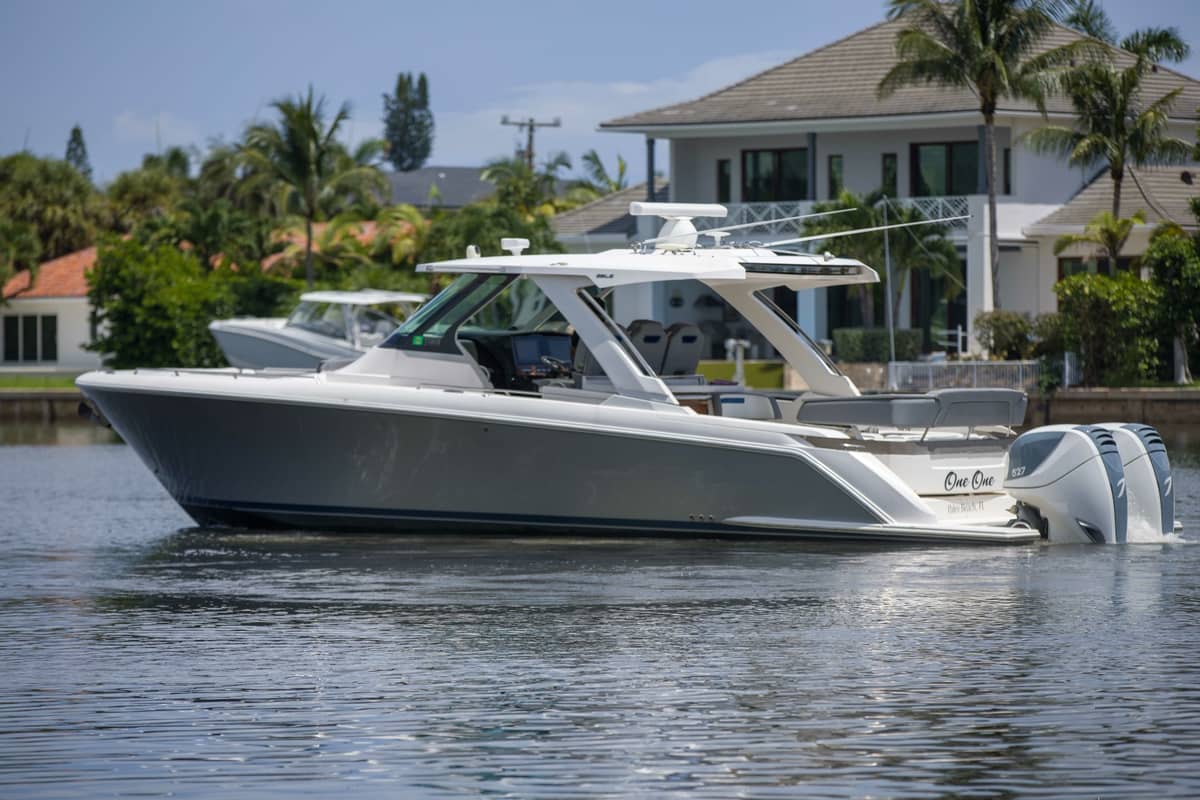 2019 Tiara Yachts 38LS "One One" photo 10