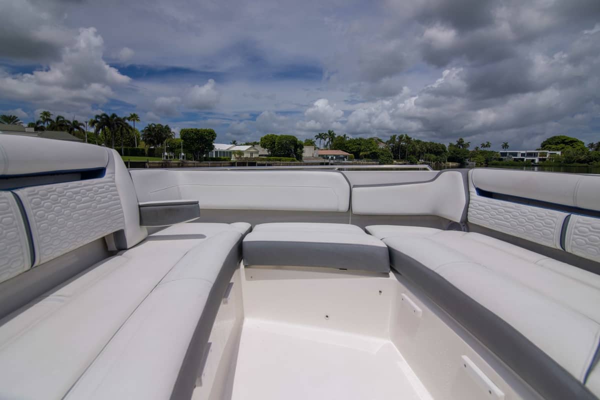 2019 Tiara Yachts 38LS "One One" photo 23
