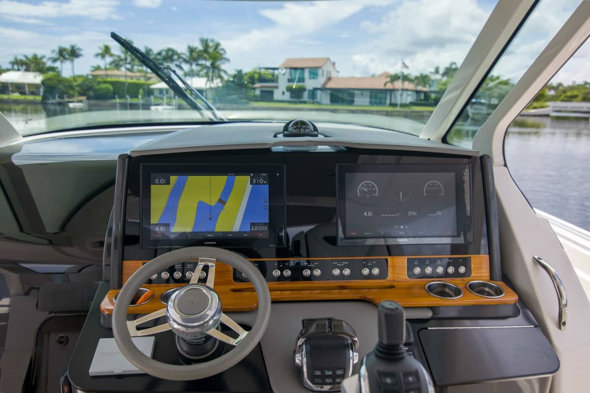 2019 Tiara Yachts 38LS "One One" photo 45