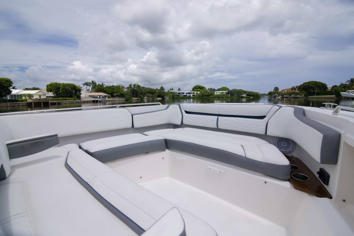 2019 Tiara Yachts 38LS "One One" photo 22