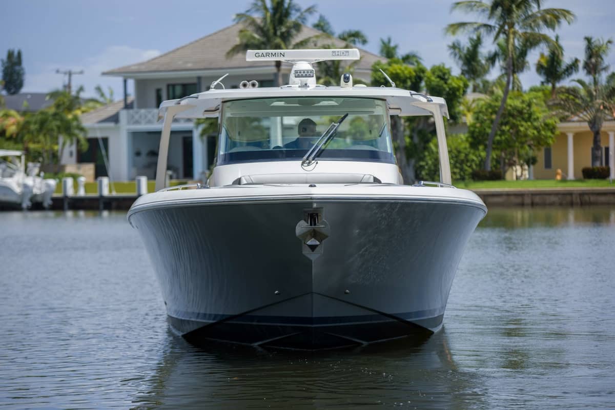 2019 Tiara Yachts 38LS "One One" photo 2