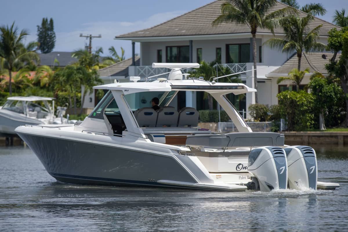 2019 Tiara Yachts 38LS "One One" photo 9