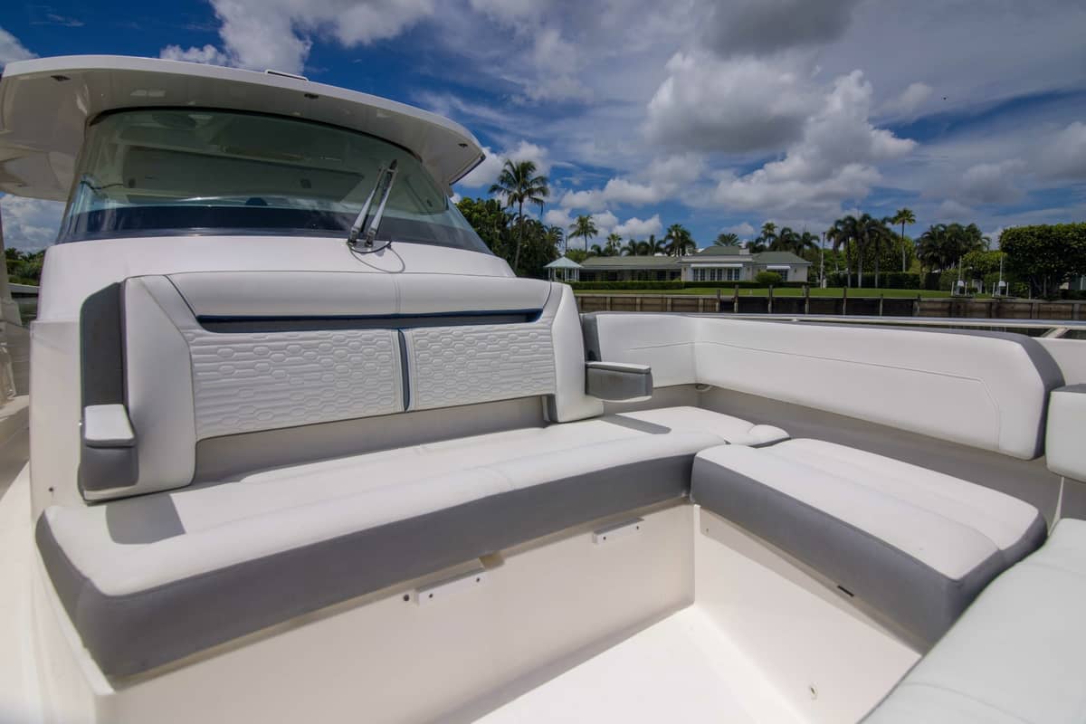 2019 Tiara Yachts 38LS "One One" photo 24