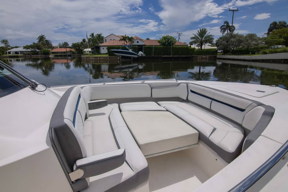2019 Tiara Yachts 38LS "One One" photo 16