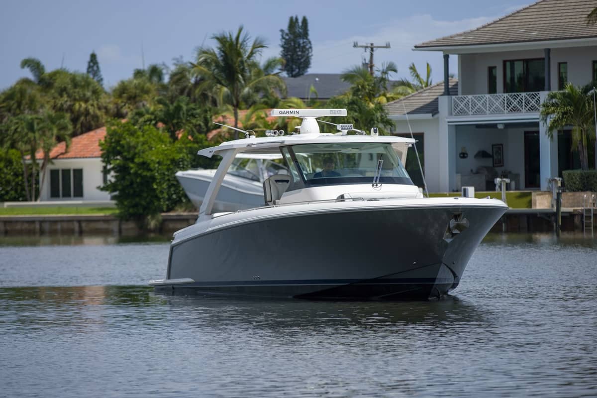 2019 Tiara Yachts 38LS "One One" photo 4