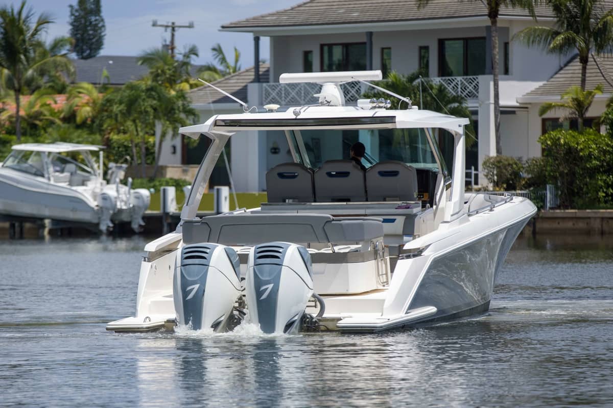 2019 Tiara Yachts 38LS "One One" photo 6