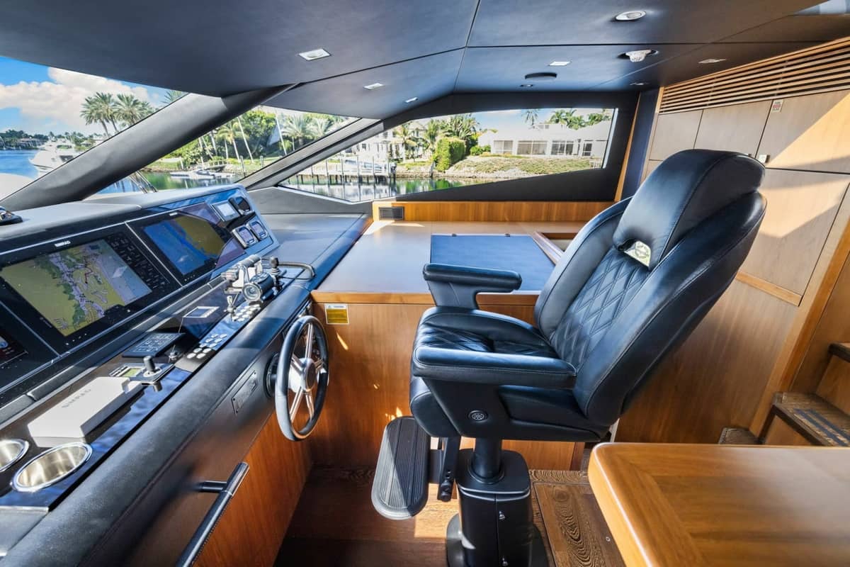 2018 Sunseeker 95 Motoryacht "JUST ONE MORE" photo 32